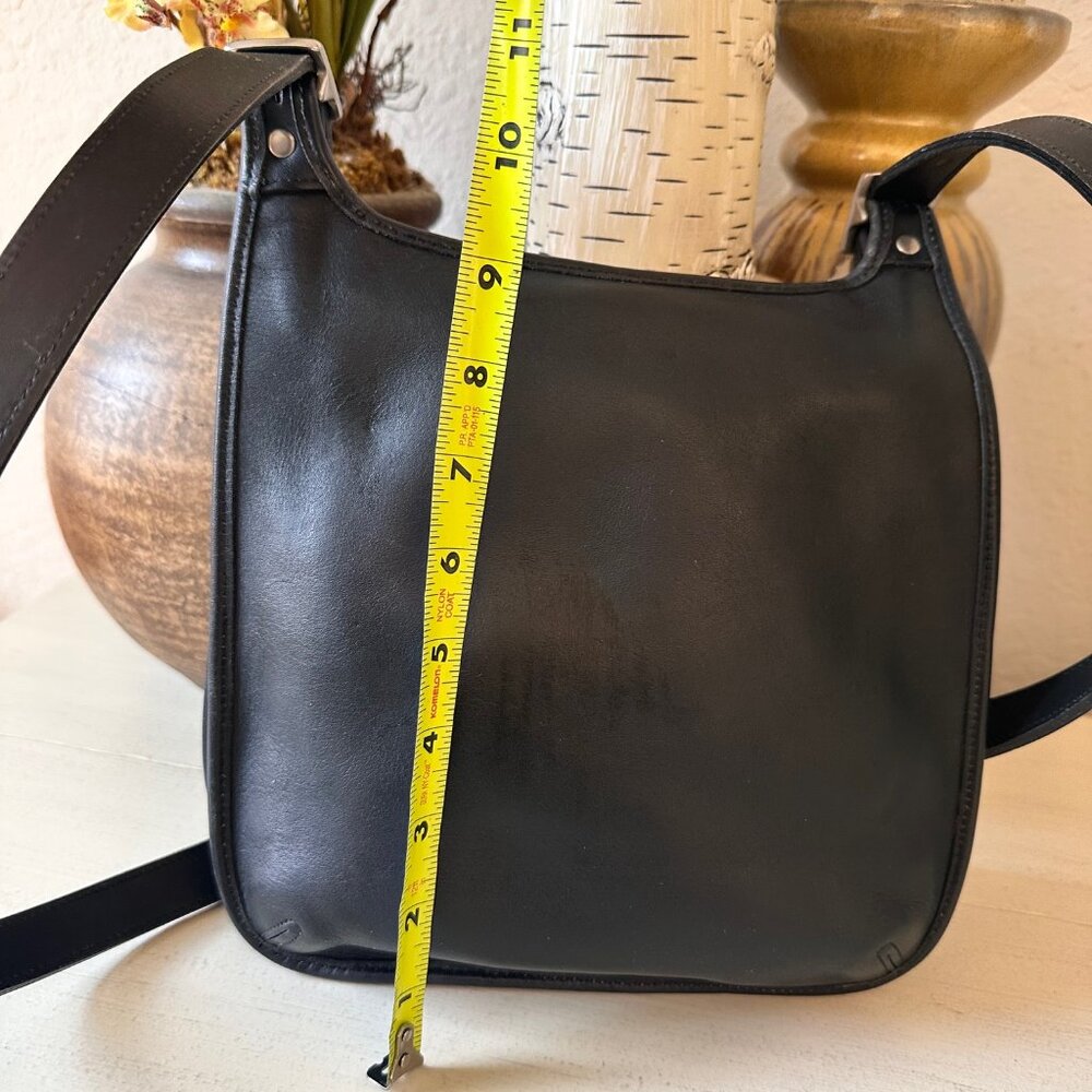 Coach “Slim Hippie Flap” black leather Crossbody in EVC VINTAGE RESTORED - Picture 8 of 12